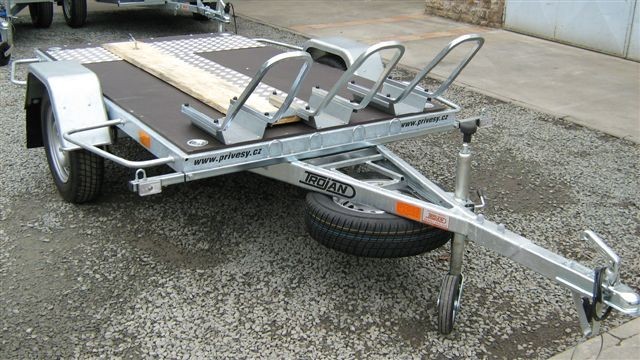 Půjčovna - BE7320U 3 MOTO